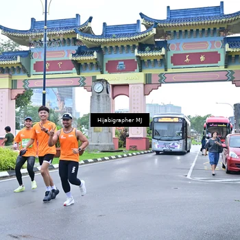 Runner Photo 7701471