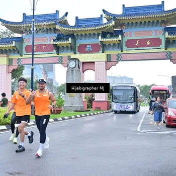 Runner Photo 7701473