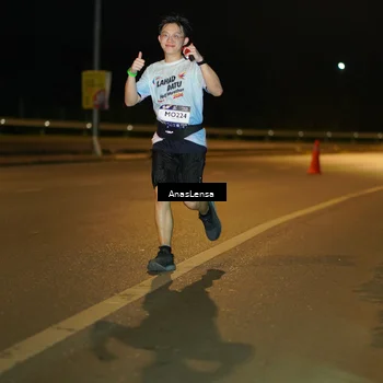 Runner Photo 7701494