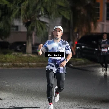Runner Photo 7701495