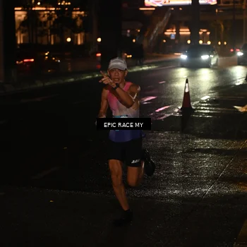 Runner Photo 7701496