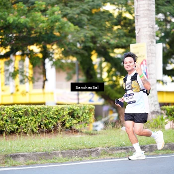 Runner Photo 7701506