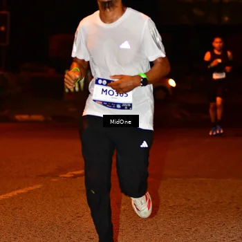 Runner Photo 7701513
