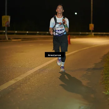Runner Photo 7701514