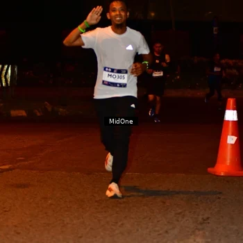 Runner Photo 7701524