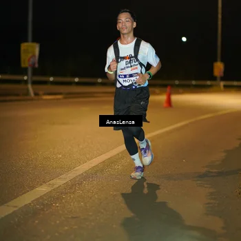 Runner Photo 7701528