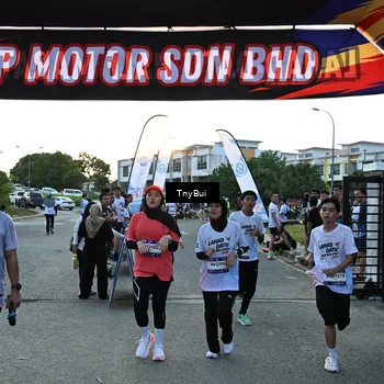 Runner Photo 7701531