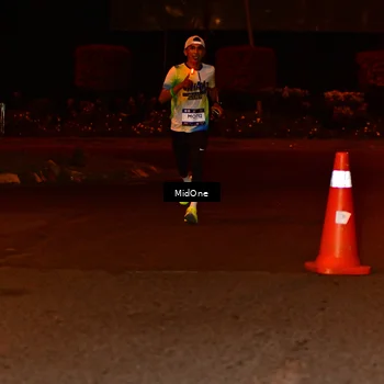 Runner Photo 7701545