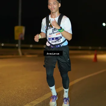 Runner Photo 7701546