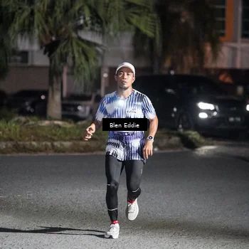 Runner Photo 7701558