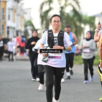 Runner Photo 7701561