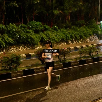 Runner Photo 7701570