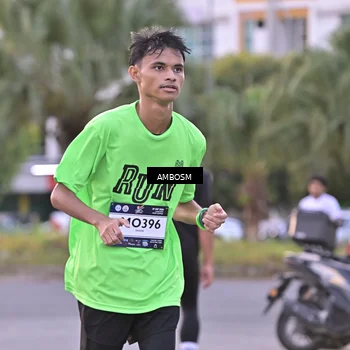 Runner Photo 7701572