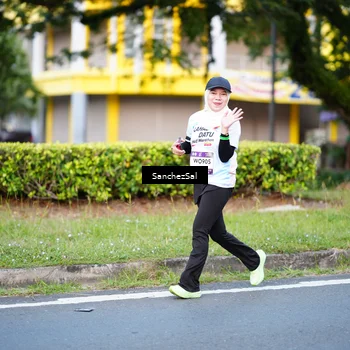 Runner Photo 7701584