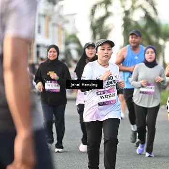 Runner Photo 7701587
