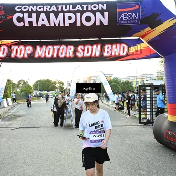 Runner Photo 7701588