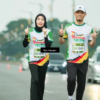 Runner Photo 7701609