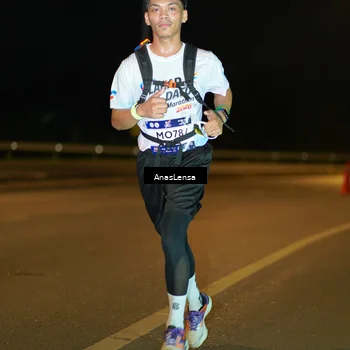 Runner Photo 7701614