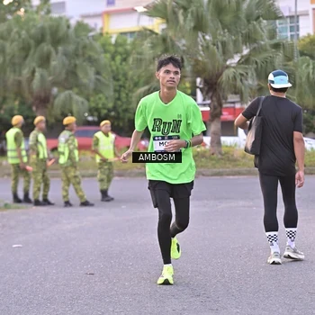Runner Photo 7701621