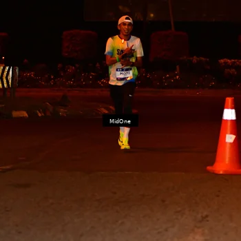 Runner Photo 7701624