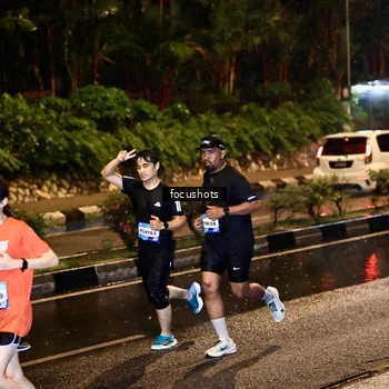 Runner Photo 7701626