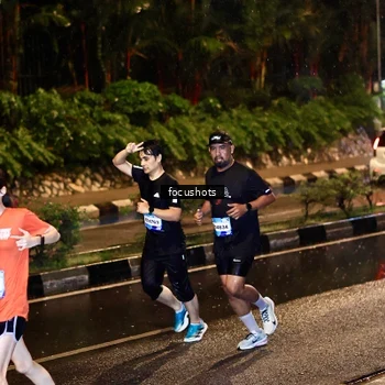 Runner Photo 7701629