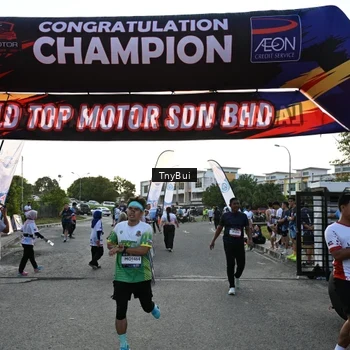 Runner Photo 7701643