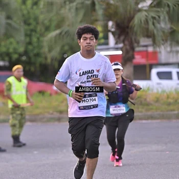 Runner Photo 7701644