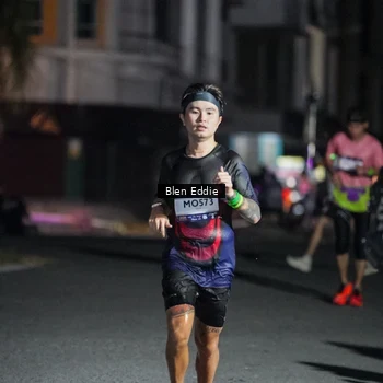 Runner Photo 7701656