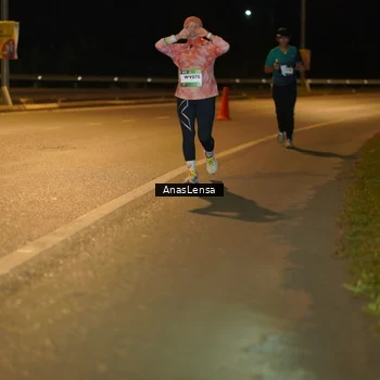 Runner Photo 7701658