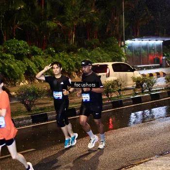Runner Photo 7701661
