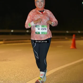 Runner Photo 7701664