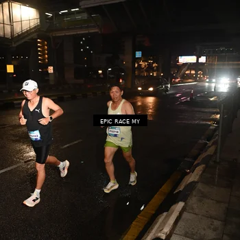 Runner Photo 7701671