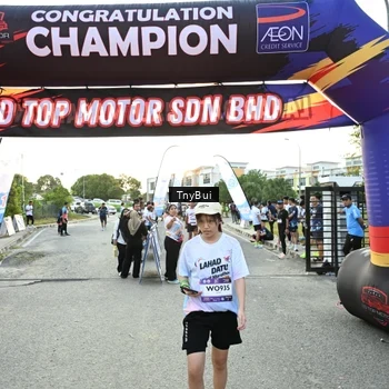 Runner Photo 7701679