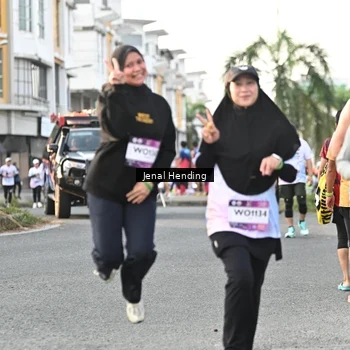 Runner Photo 7701680