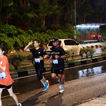 Runner Photo 7701681