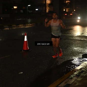 Runner Photo 7701706