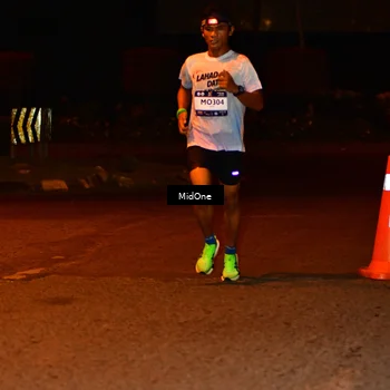 Runner Photo 7701713