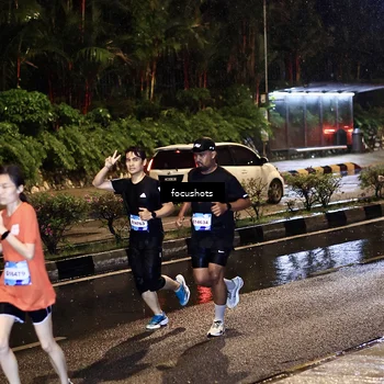 Runner Photo 7701724