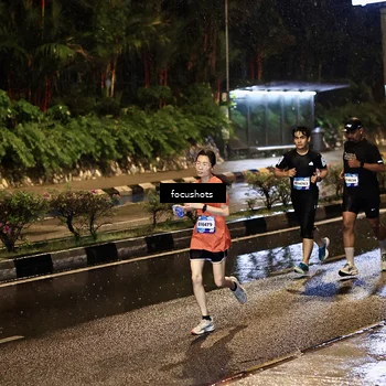Runner Photo 7701740
