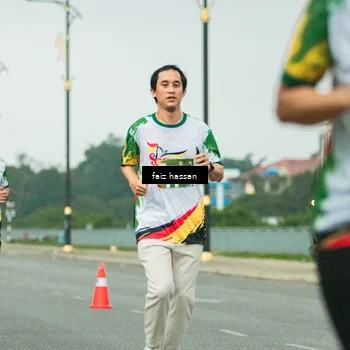 Runner Photo 7701749