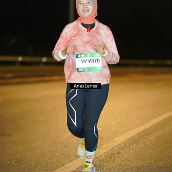 Runner Photo 7701753