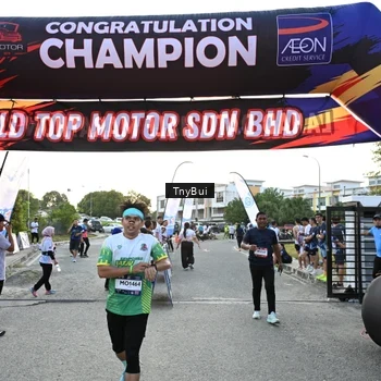 Runner Photo 7701763