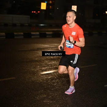 Runner Photo 7701770