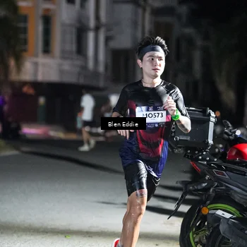Runner Photo 7701789