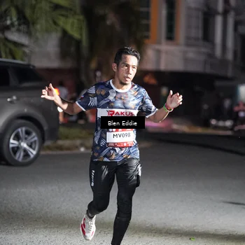 Runner Photo 7701794