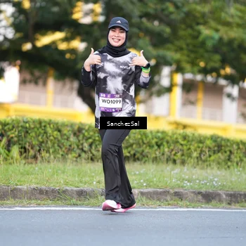 Runner Photo 7701798