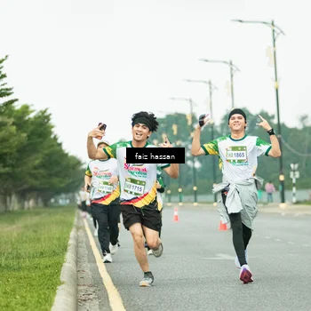 Runner Photo 7701804