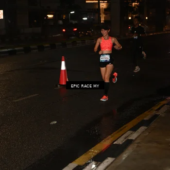 Runner Photo 7701805