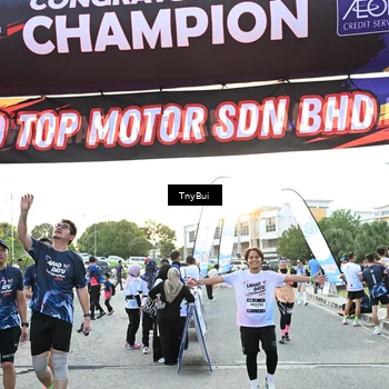 Runner Photo 7701806